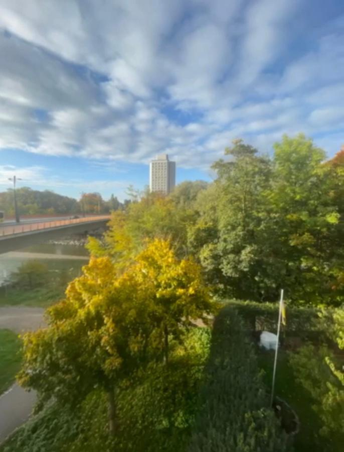アウグスブルク4 Zw M. Blick V. Balkon Auf Lechアパートメント エクステリア 写真